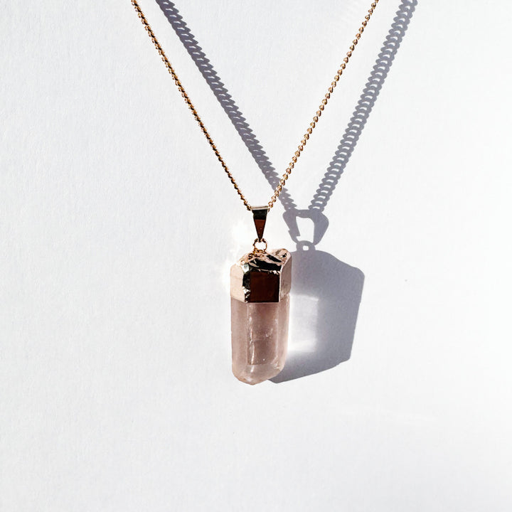 EARTH’S ELEMENT EASE POINT Lithium Pendant Necklace