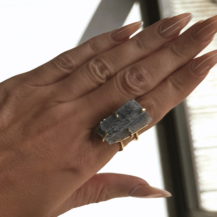 MINERAL CIRCUIT CLEARLINE Kyanite Ring
