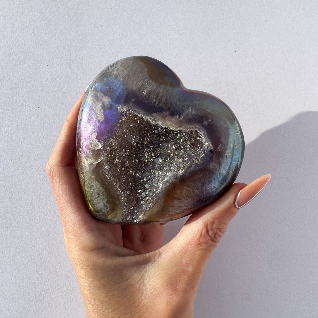 AURA AGATE HEART
