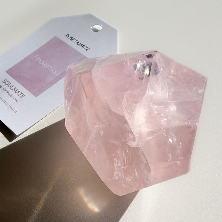 ROSE QUARTZ Freeform – 204g | Brazil