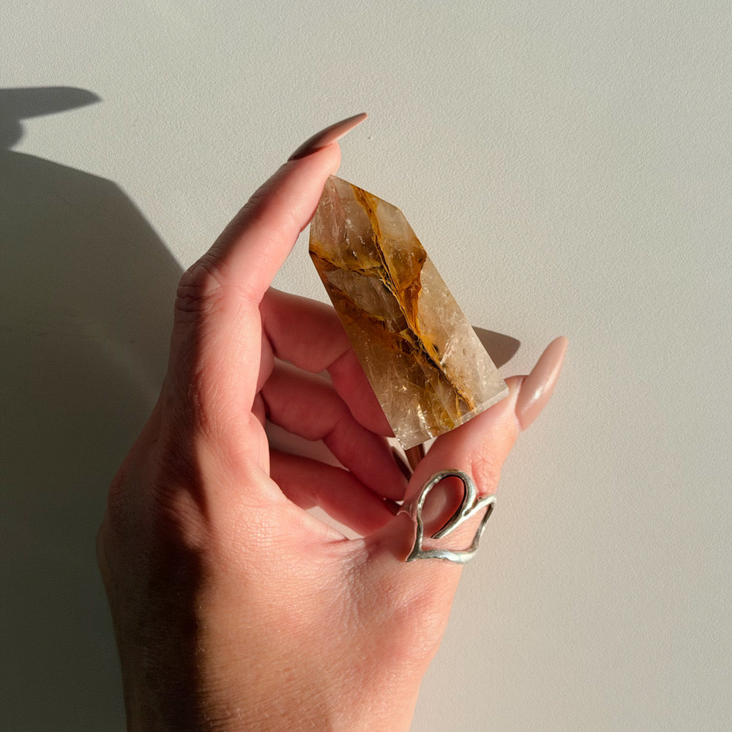 Golden Healer Quartz Point | 98g