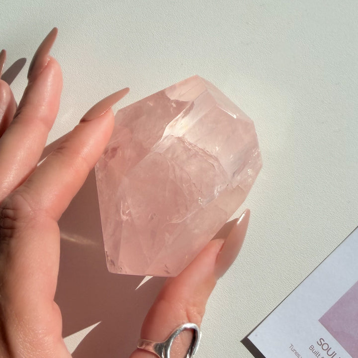 ROSE QUARTZ Freeform – 204g | Brazil