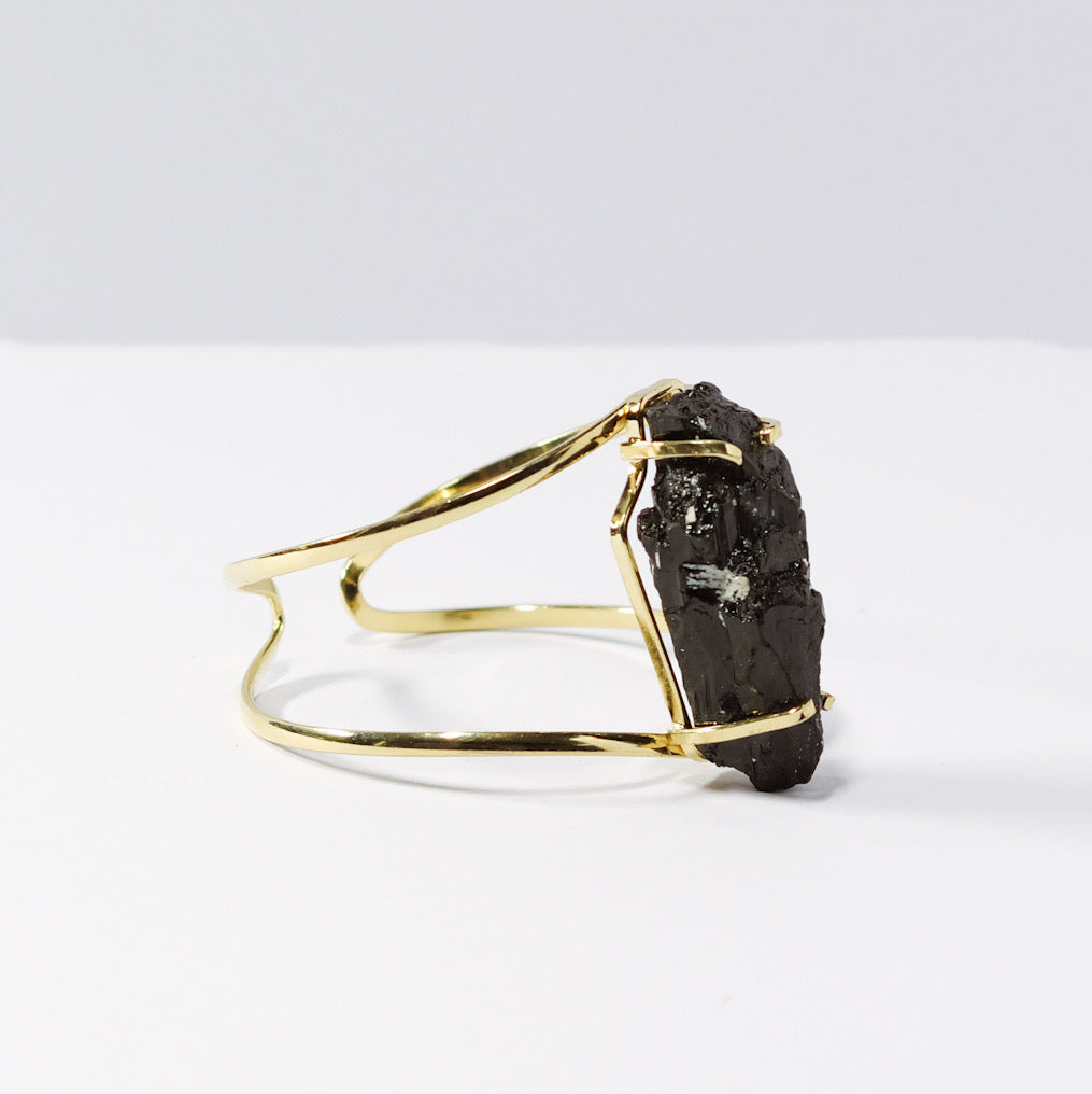 MINERAL CURRENT FORCE FIELD Black Tourmaline Crystal Cuff