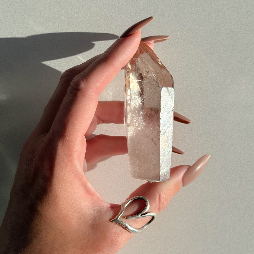 LITHIUM QUARTZ | 102g | 8x2.5cm