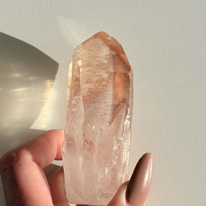 LITHIUM QUARTZ | 140g | 8.5x3cm