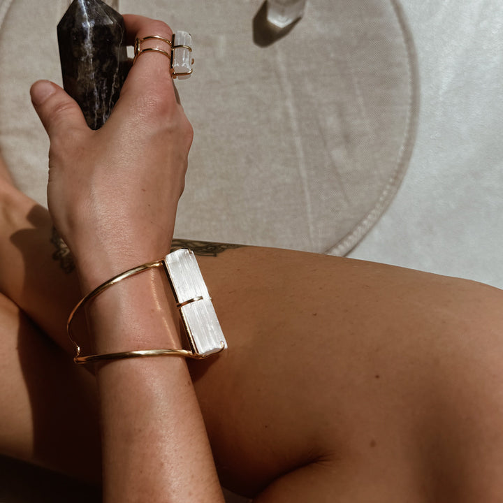 MINERAL CURRENT CLEARLINE Selenite Bracelet