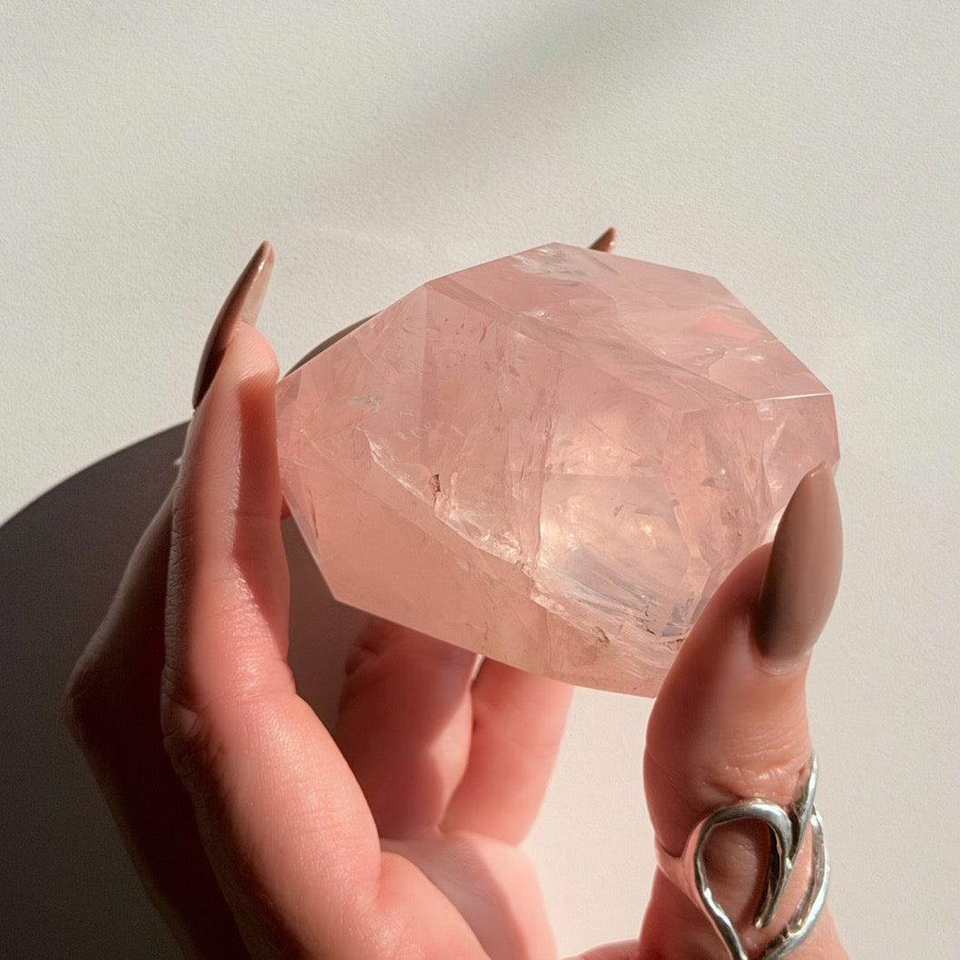 ROSE QUARTZ Freeform – 204g | Brazil