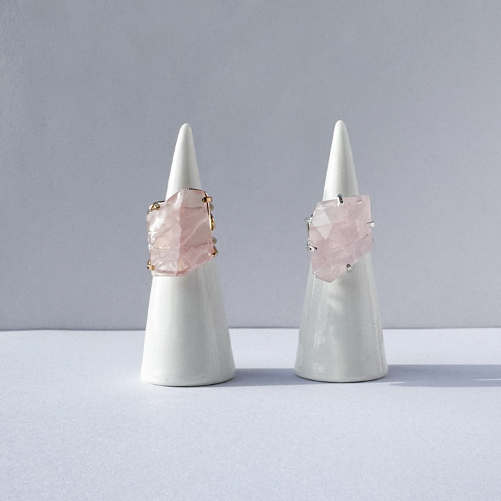 MINERAL LOOP COMPASSION CODE Rose Quartz Ring