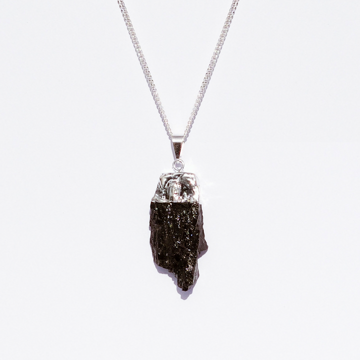 EARTH’S ELEMENT FORCE FIELD Black Tourmaline Pendant Necklace