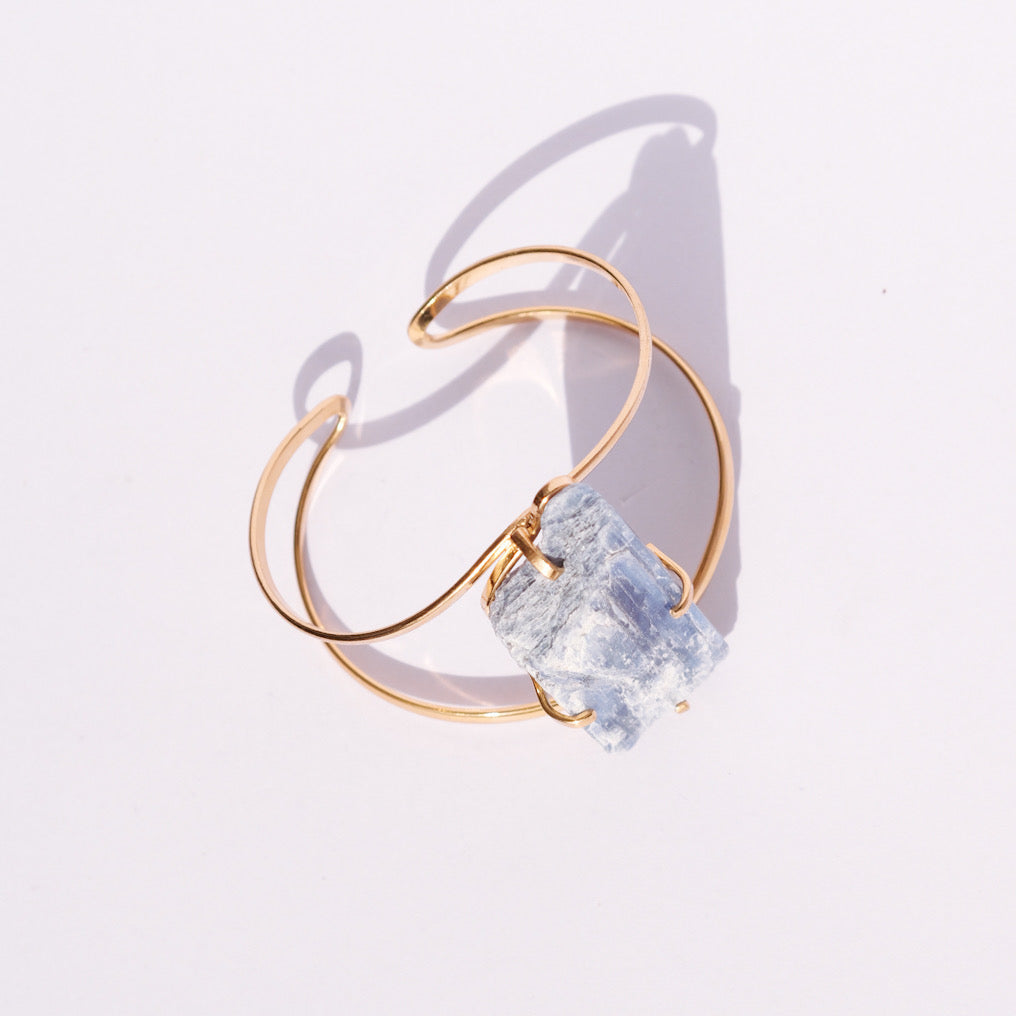 MINERAL CURRENT CLEARLINE Kyanite Bracelet