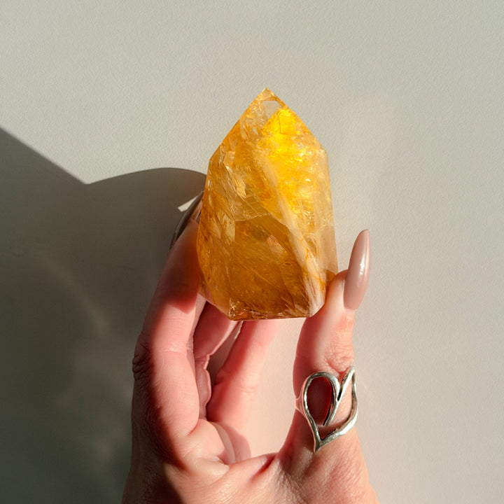 Golden Healer Freeform Point | 154g 7.5x4.5cm