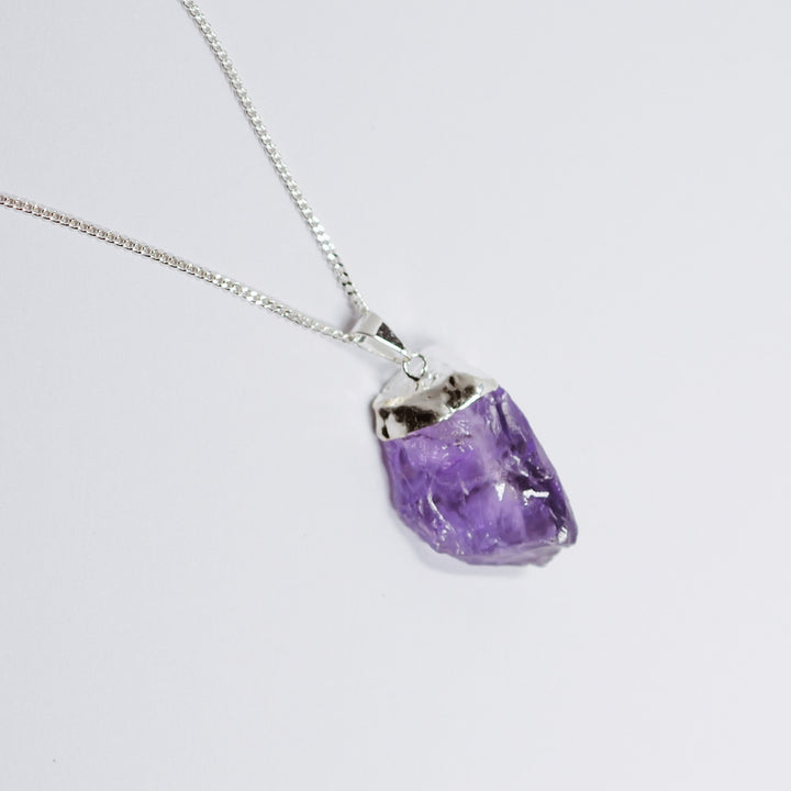 EARTH’S ELEMENT AMETHYST Pendant