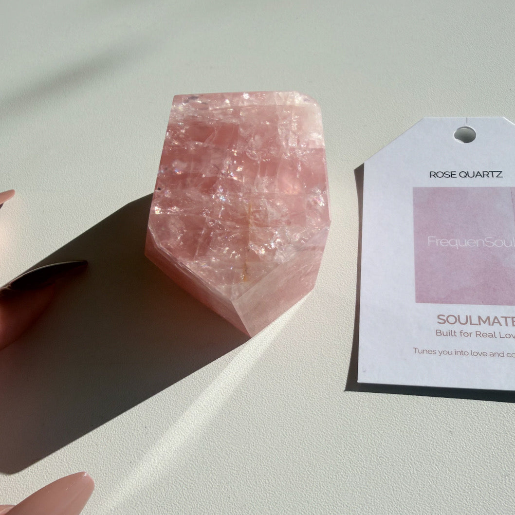 DEEP ROSE QUARTZ Freeform – 180g | Brazil