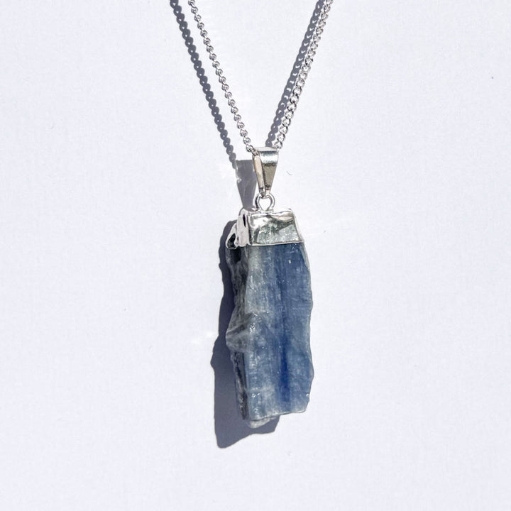 EARTH’S ELEMENT CLEARLINE Kyanite Pendant Necklace