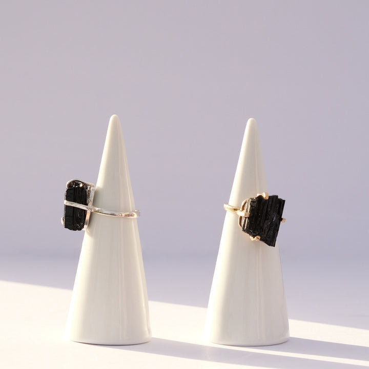 SIGNAL BAND FORCE FIELD Black Tourmaline Ring