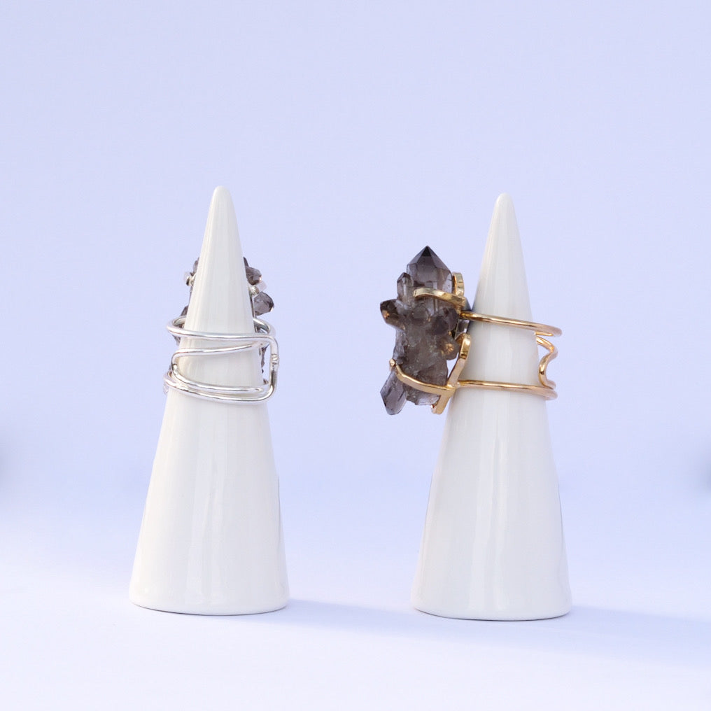 MINERAL LOOP GROUND RULE Smoky Quartz Cluster Ring