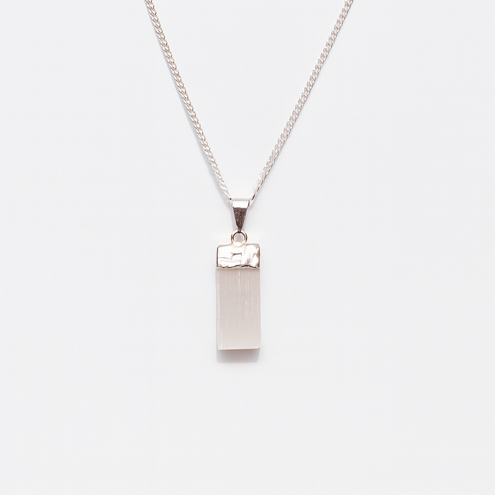 EARTH’S ELEMENT CIRCUIT CLEANER Selenite Pendant