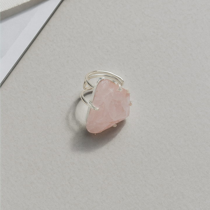MINERAL LOOP COMPASSION CODE Rose Quartz Ring