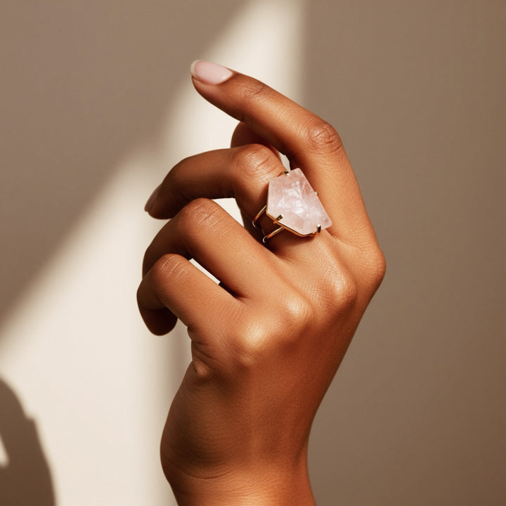 SOULMATE Rose Quartz Mineral Current Ring