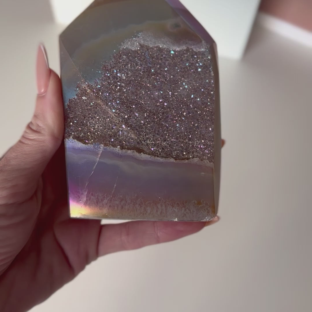 AURA AGATE TOWER Golden