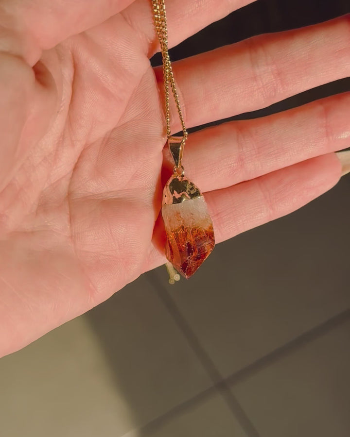 EARTH’S ELEMENT CITRINE Pendant