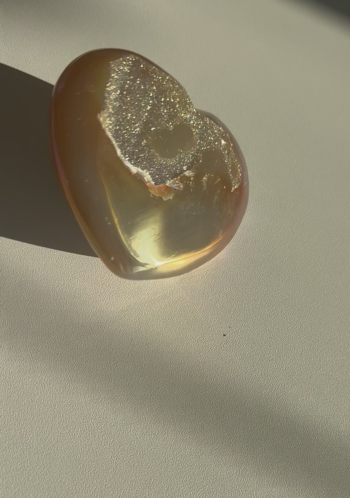 AURA AGATE HEART Golden
