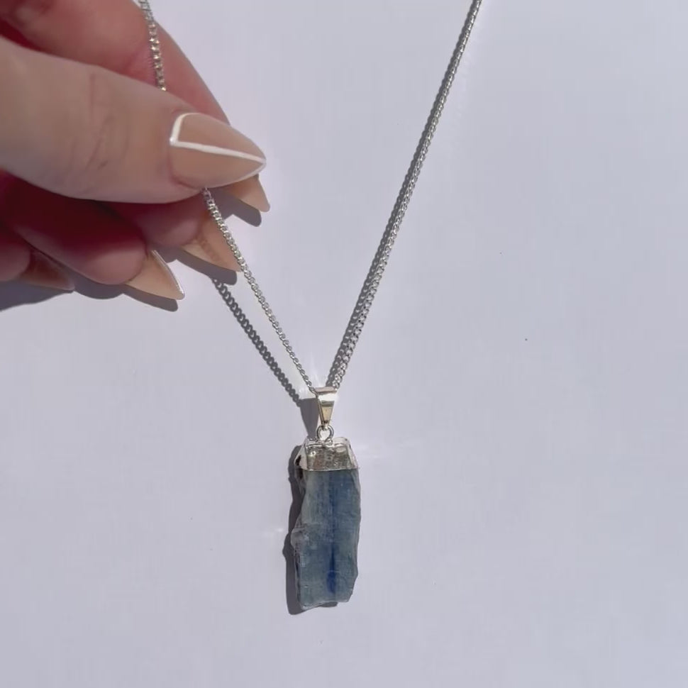 EARTH’S ELEMENT CLEARLINE Kyanite Pendant Necklace